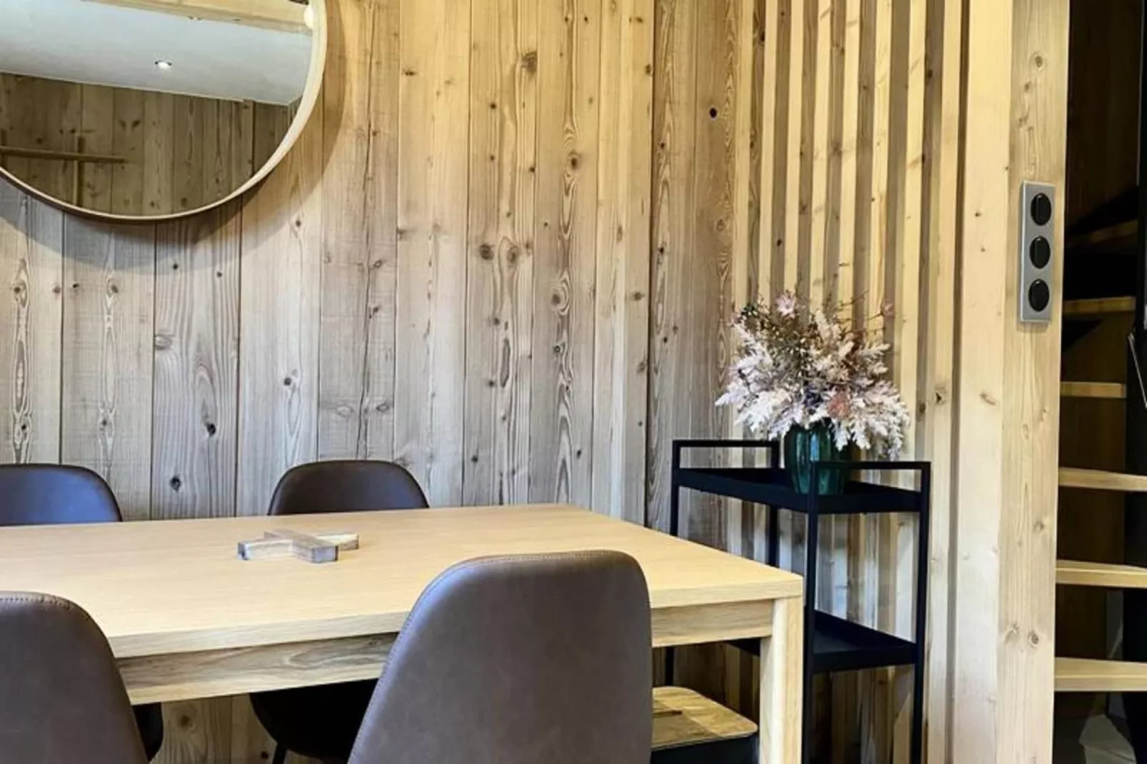 Résidence Le Soleil Levant - Eetkamer