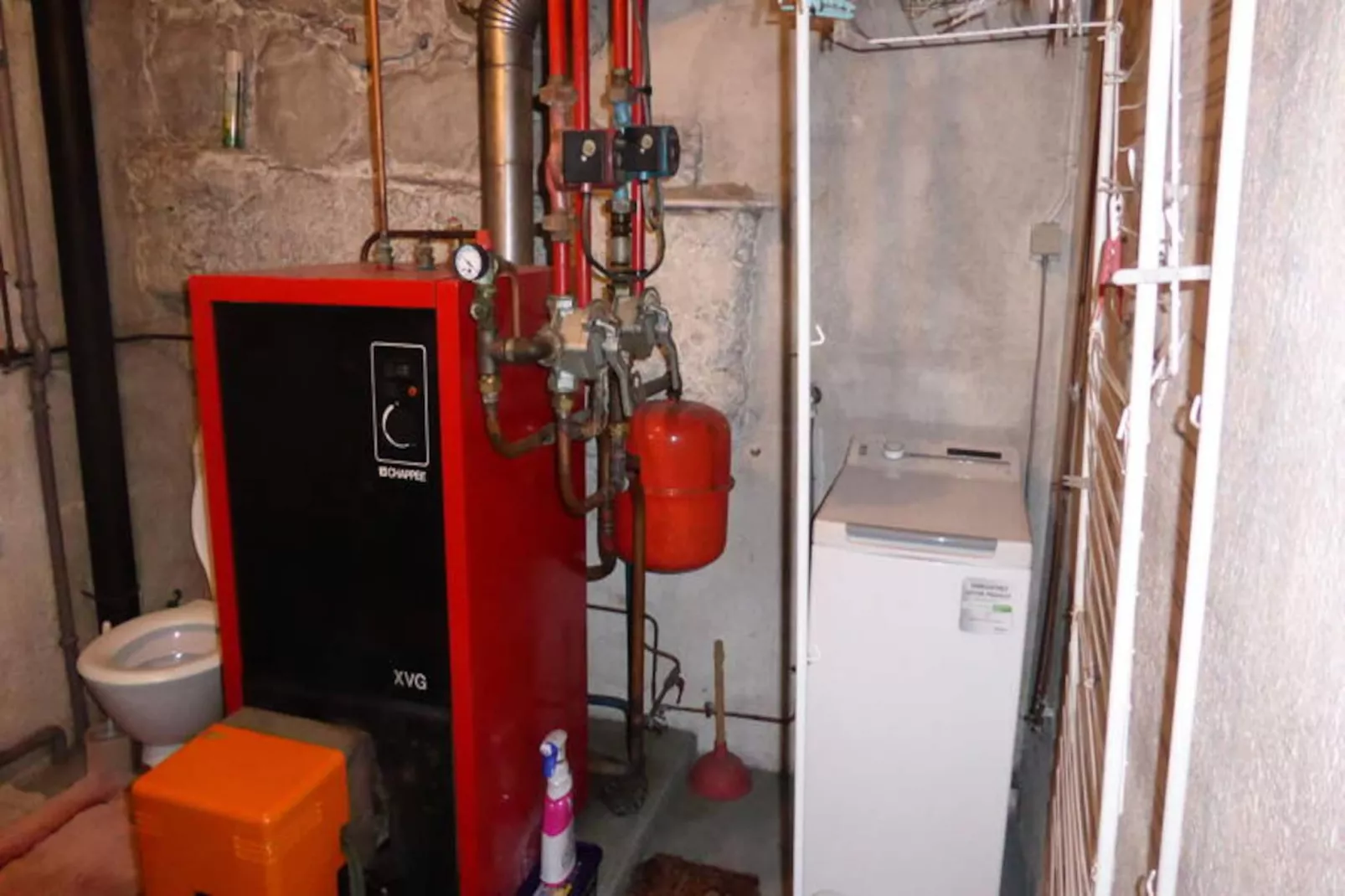 Chalet Santa Claus-Image-tags.