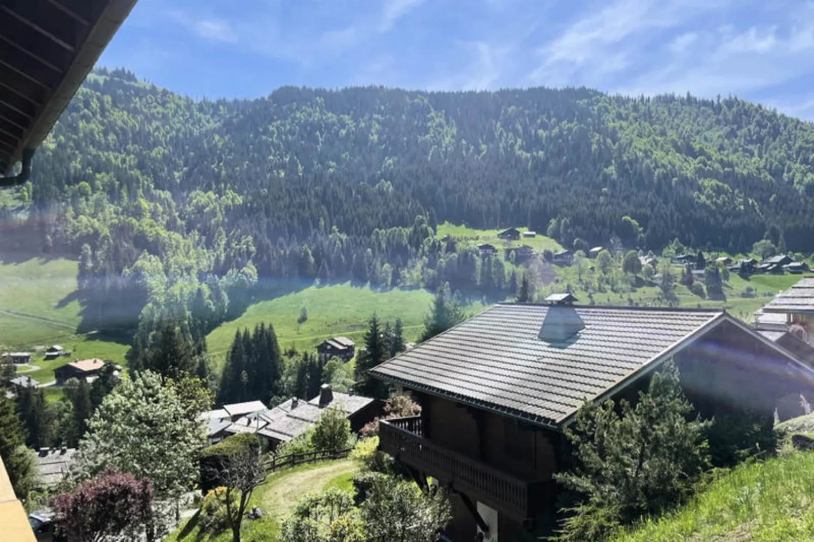 Studio à La Clusaz-Uitzicht zomer