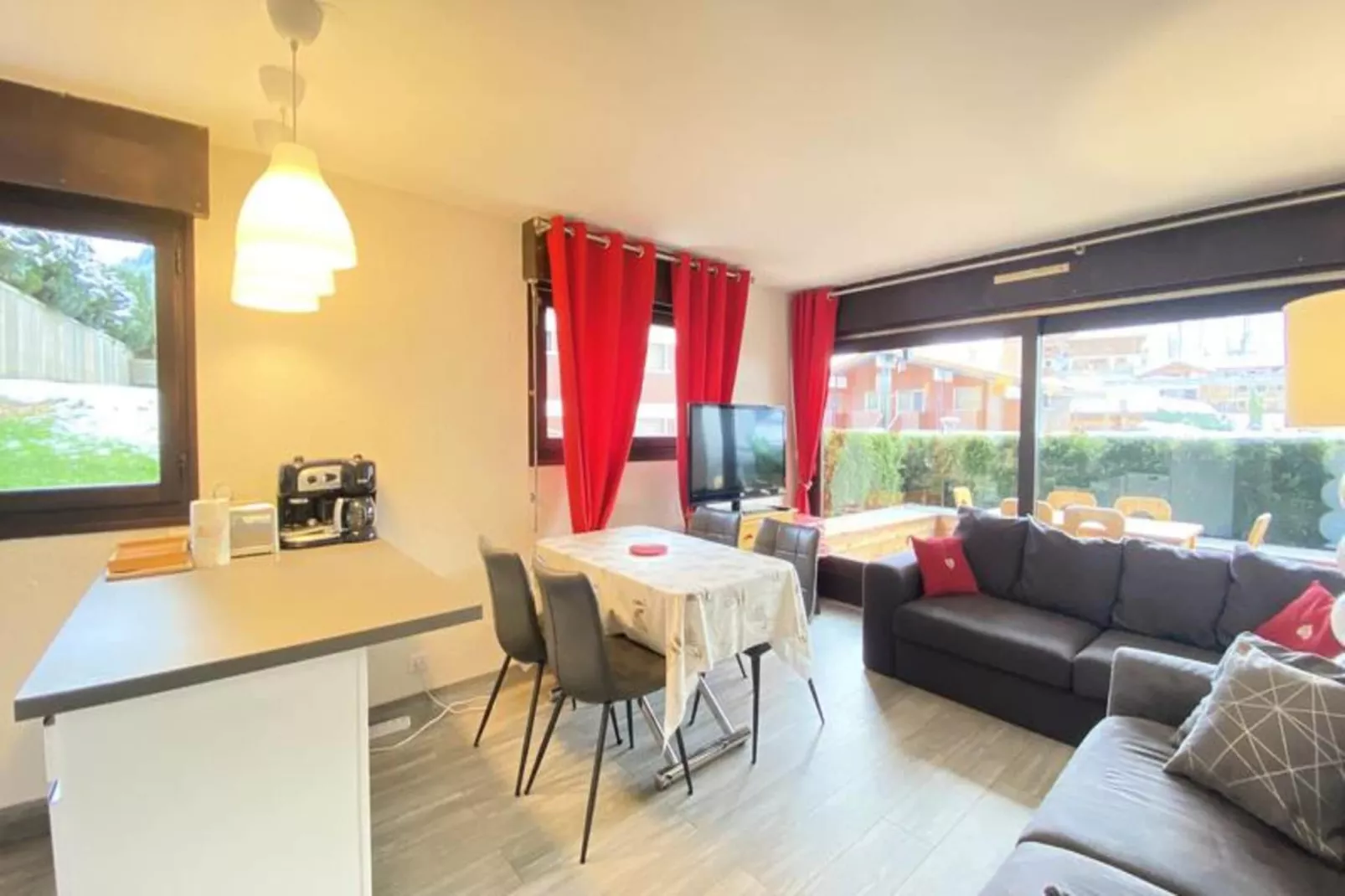 Résidence Granges B-Eetkamer