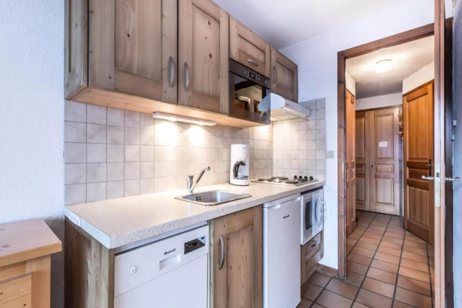 Résidence Domanial A-Buitenkant zomer