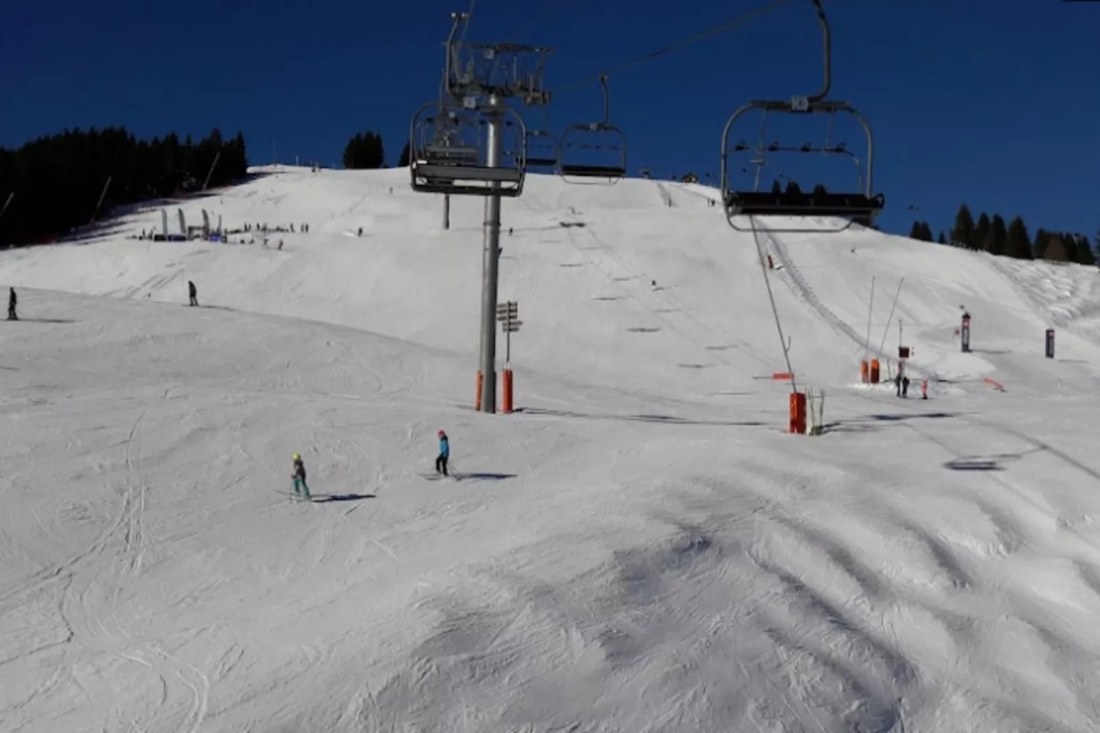 Résidence Les Houches Villages-Buitenkant zomer
