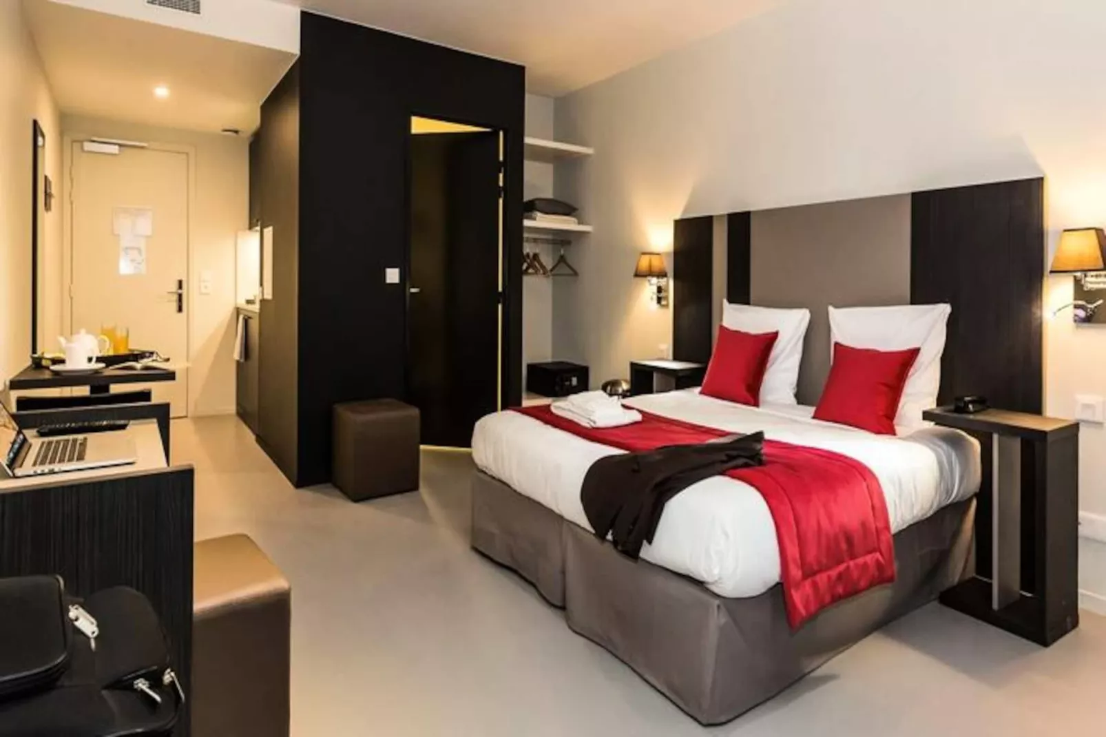 Appart'hôtel Odalys Paris XVII-Image-tags.