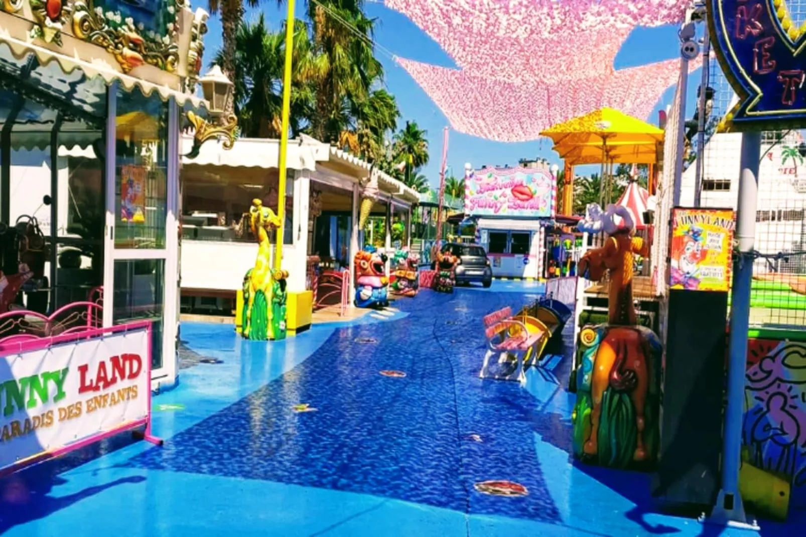 Résidence Tamaris Bay-Buitenkant zomer