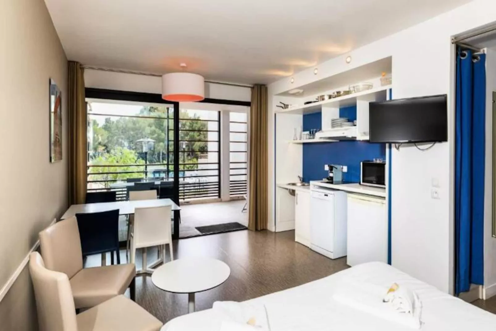 SOWELL Family Riviera****-Image-tags.