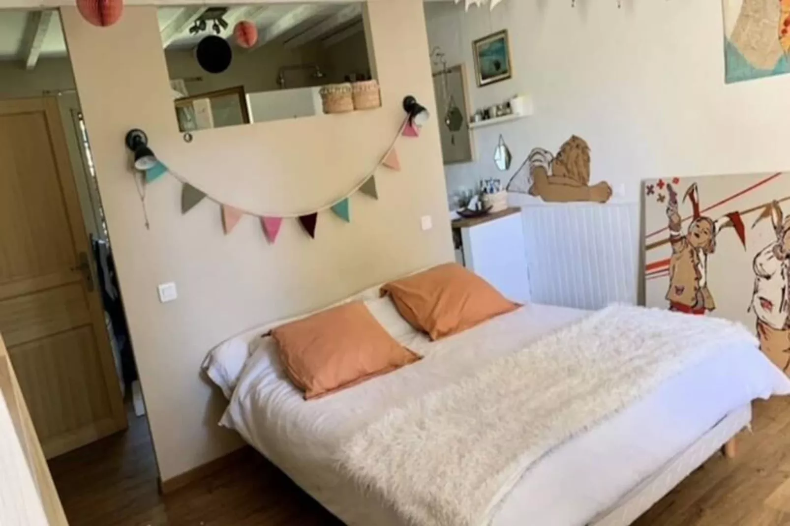 Maison Avec Piscine Et Vue Imprenable Sur Le Luberon-Image-tags.