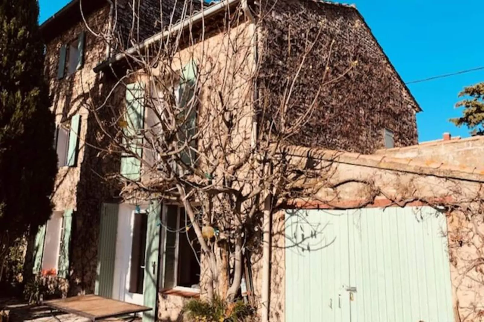 Maison En Pierre Proche Du Centre Ville-Image-tags.