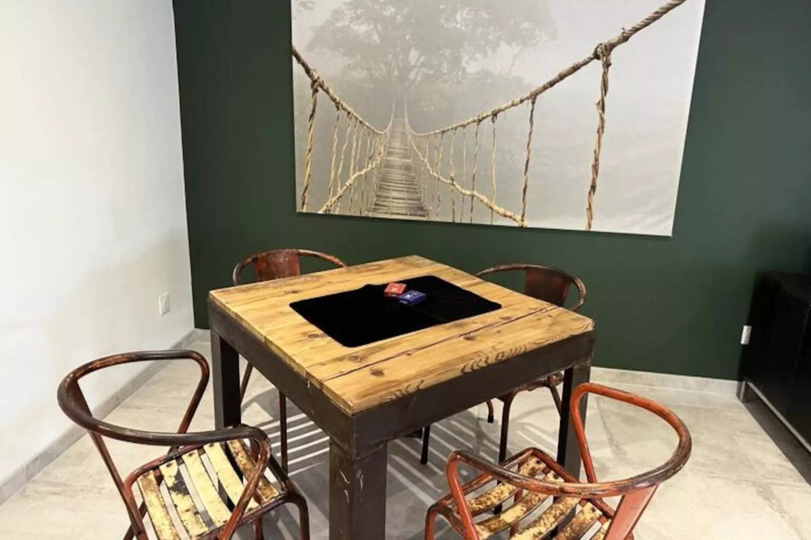 Mas Sylvie - Isle-sur-la-sorgue-Image-tags.