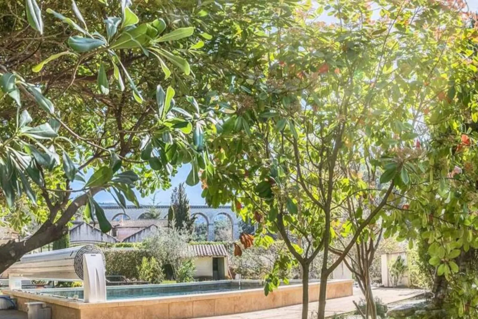 #perle Rare !charmante Maison Avec  Piscine Au Bord De La Rivi&egrave;re-Image-tags.