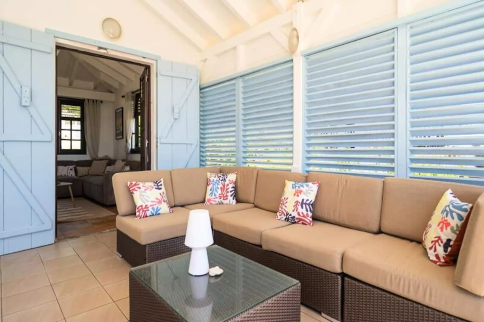 Villa Blue Horizon-Image-tags.