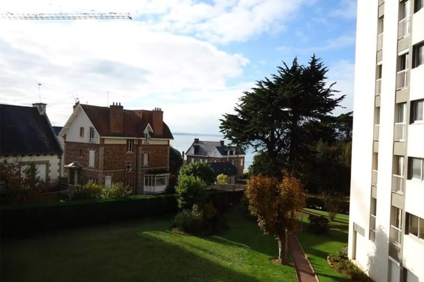 Résidence Les Goelands-Buitenkant zomer