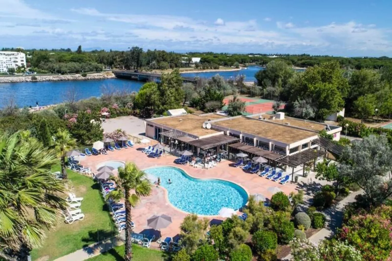 SOWELL Résidences Les Sablons***-Zwembad