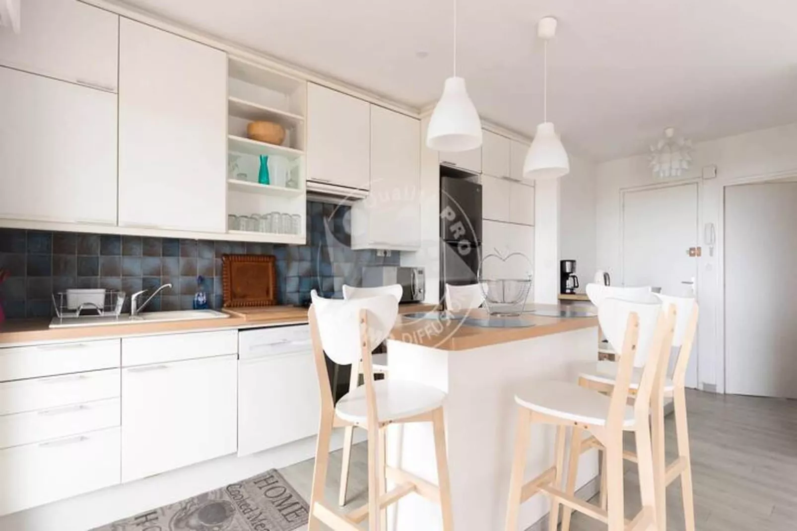 Résidence "le Frédéric Mistral"-Keuken