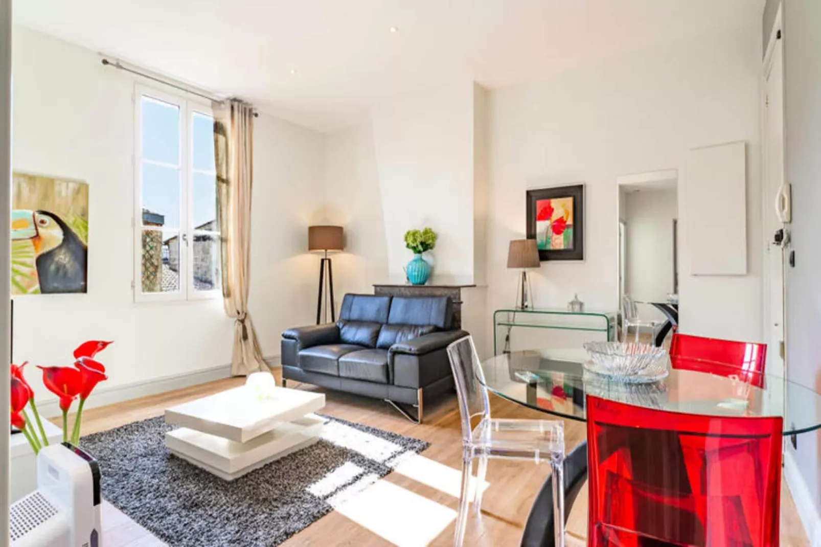 Chaleureux Appartement Au C&oelig;ur Du Quartier Historique Saint-michel-Eetkamer