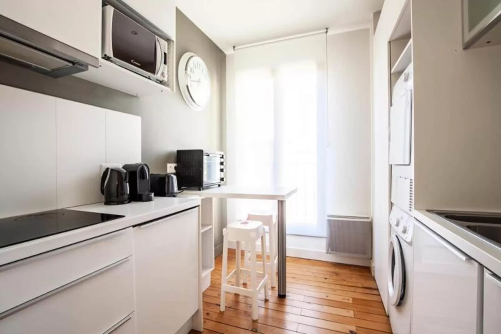 Magnifique Et Lumineux T3 De Charme Aux Quinconces Id&eacute;al Pour 4 Personnes-Buitenkant zomer