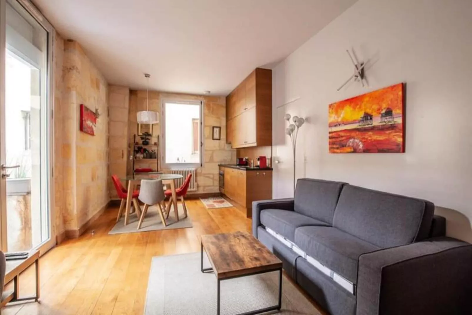 Superbe Appartement &agrave; La Belle Pierre Pour 4 Dans La Rue Des Antiquaires-Buitenkant zomer