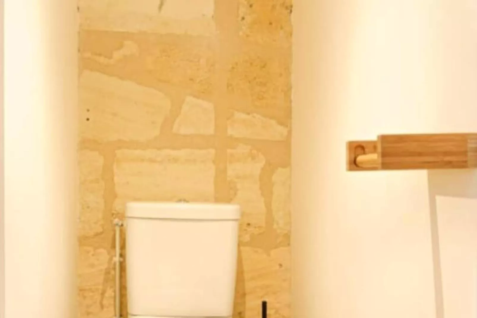 Charmant Appartement Pour 2 Personnes Joliment D&eacute;cor&eacute; Vers La Gare St-jean-Badkamer