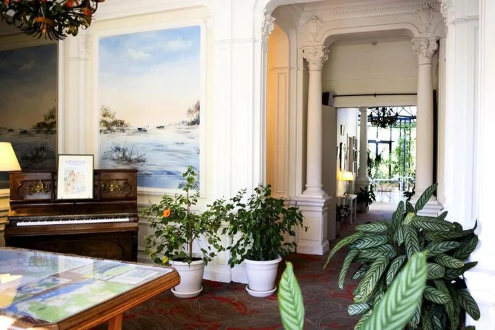 Résidence Villa Régina - Vacances Bleues-Buitenkant zomer