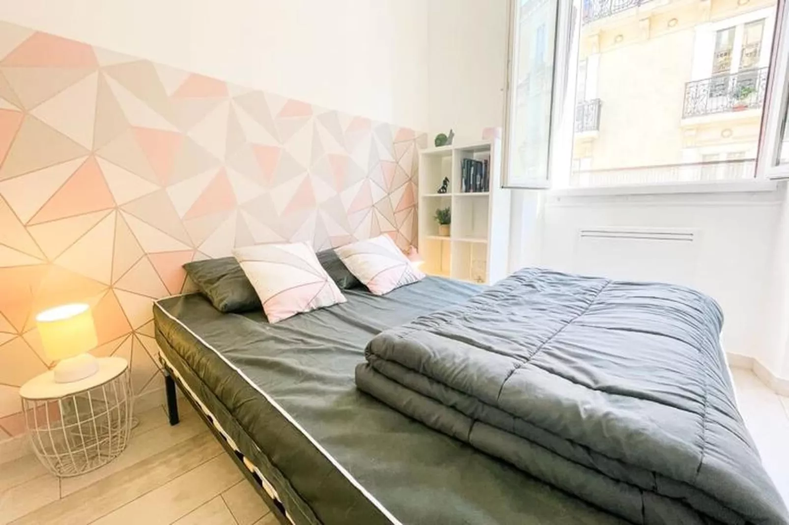 | Light Pink |t2 Proche Jaur&egrave;s, Estacade | Lumineux 🦩-Slaapkamer