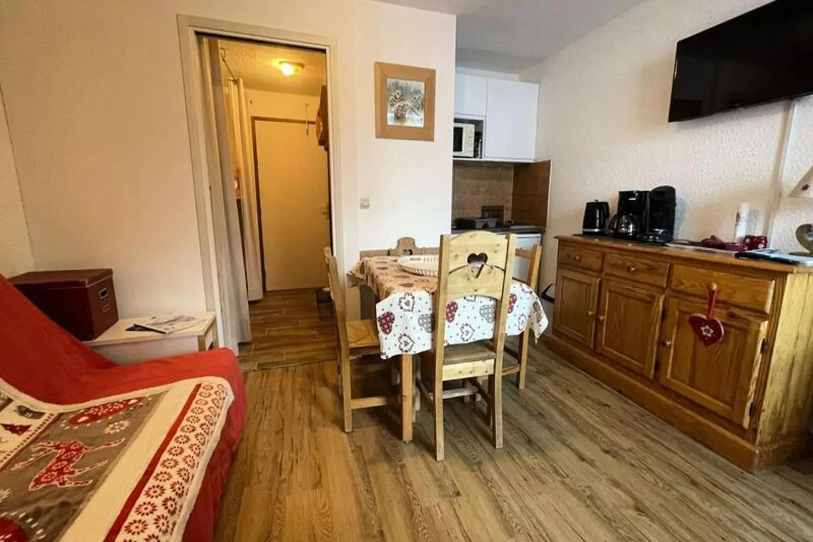 Résidence Arc En Ciel B-Eetkamer