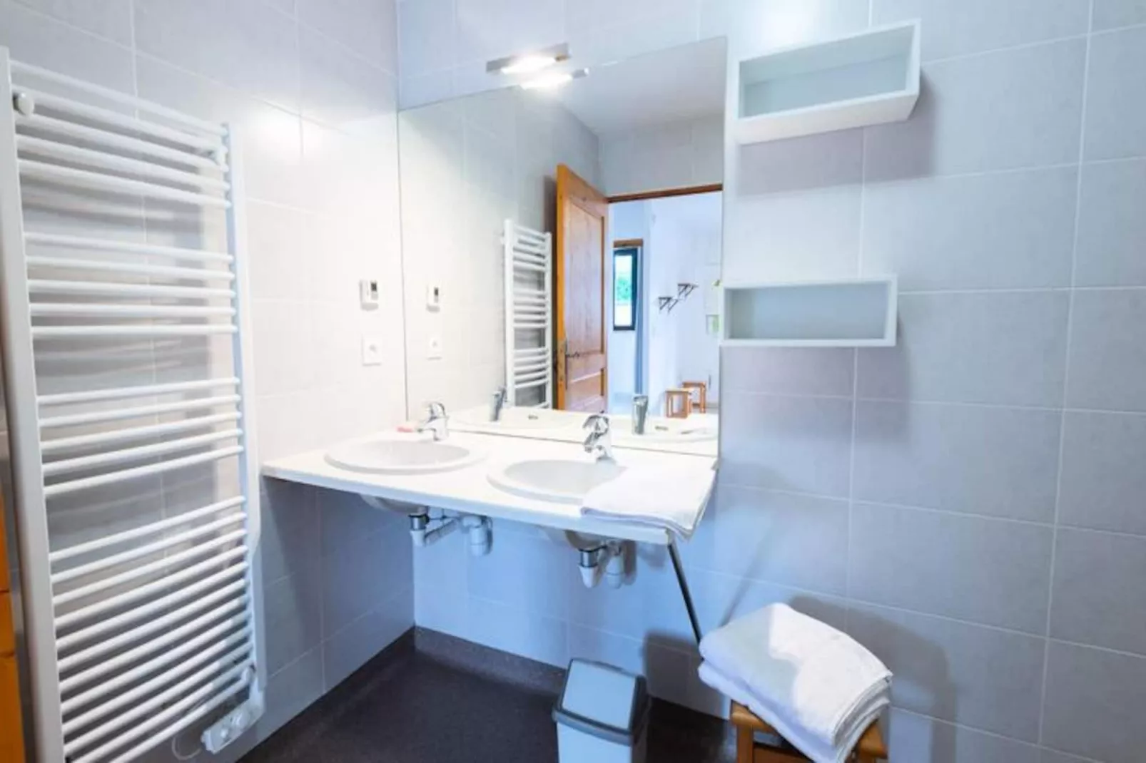 Gîte de France Gîte 4/6 personnes à la ferme lionnet 3 épis-Image-tags.