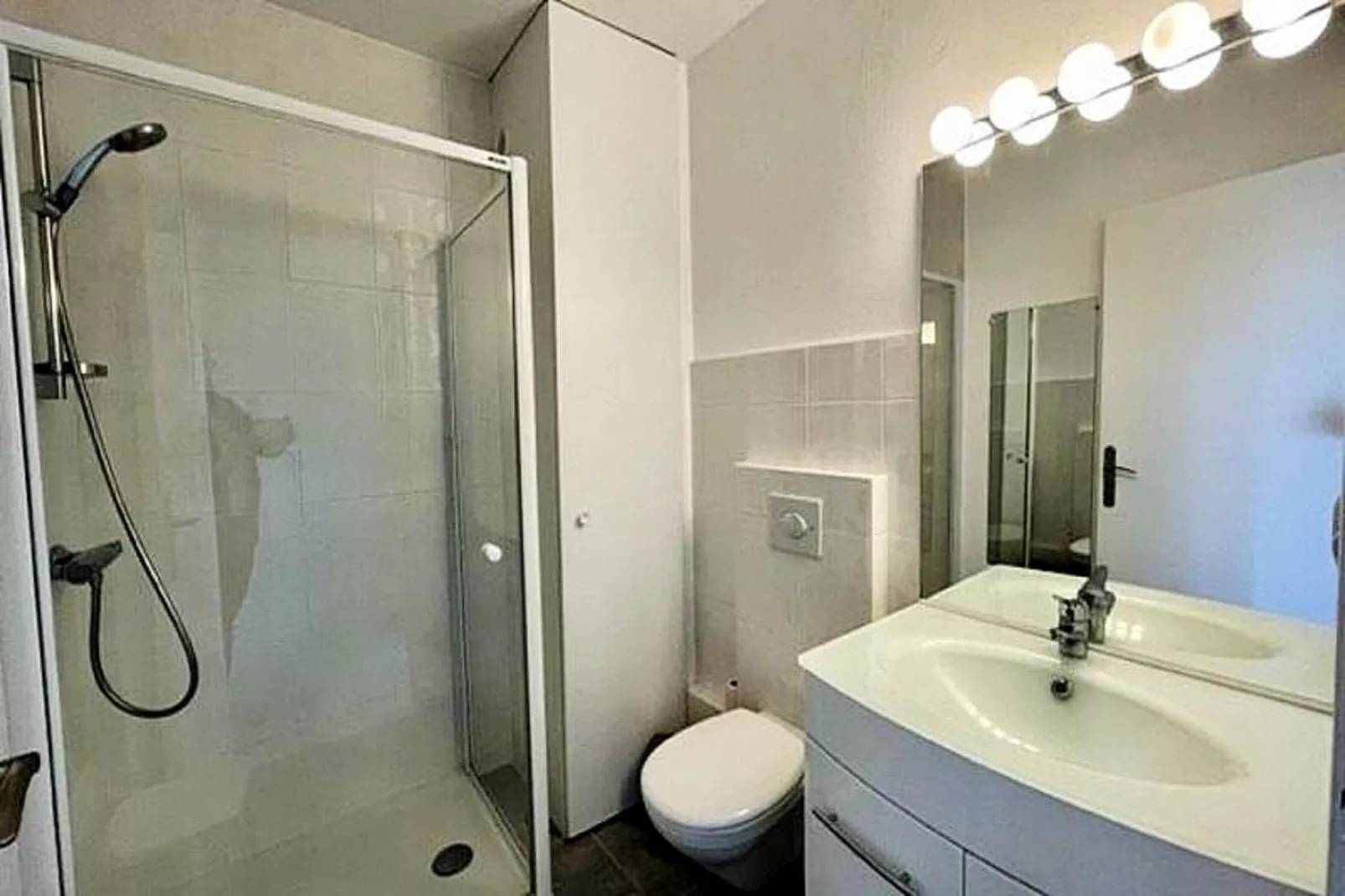 Résidence Adal D'arvor-Badkamer