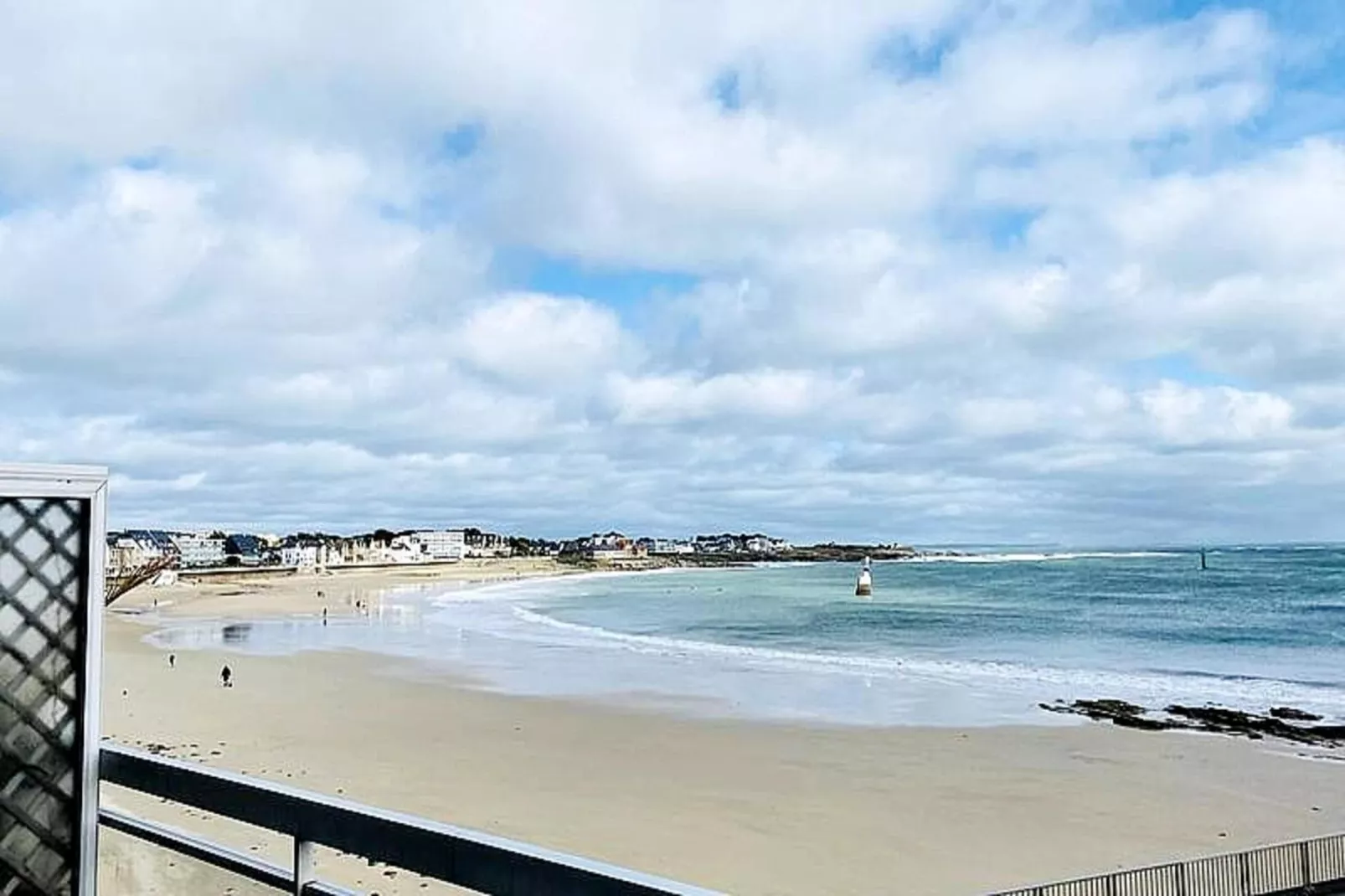 Résidence Tal En Treh-Uitzicht zomer