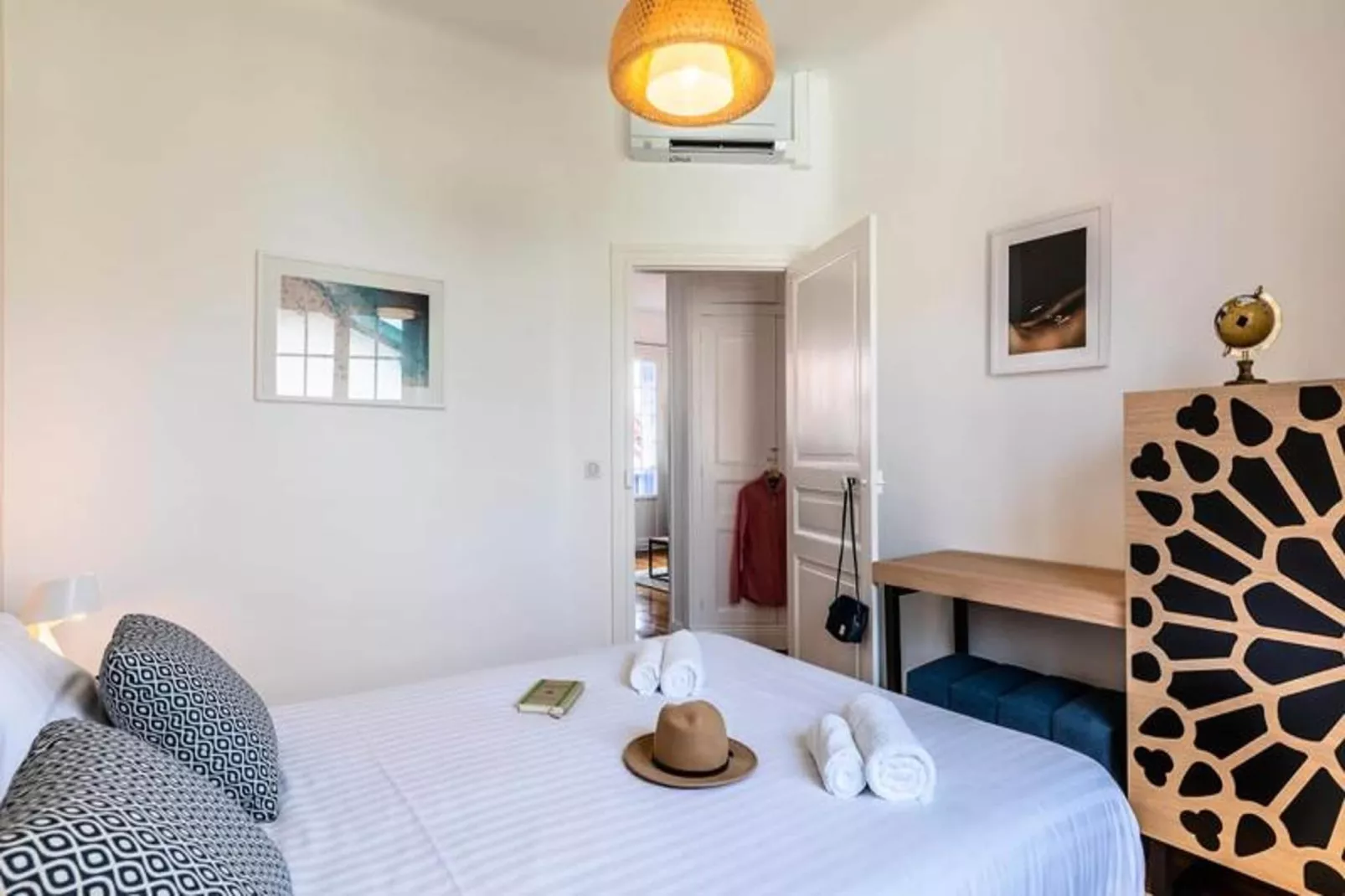 Superbe Appartement Plein De Charme Avec Balcon, 2ch, &agrave; 5min De La Plage-Slaapkamer