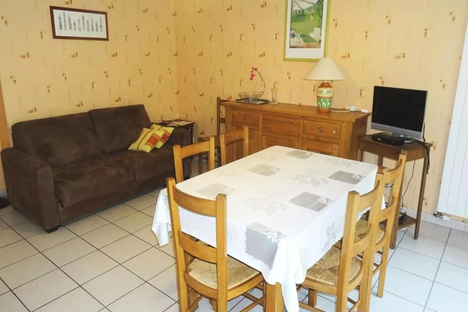 Residence L'albizia-Eetkamer