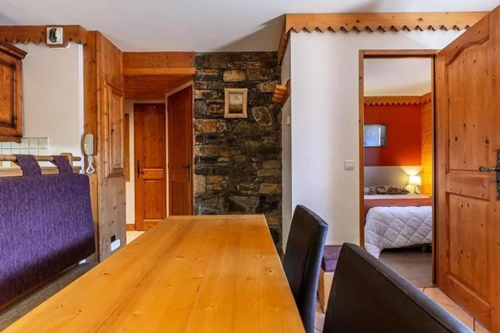 Résidence Les Hauts Bois-Eetkamer