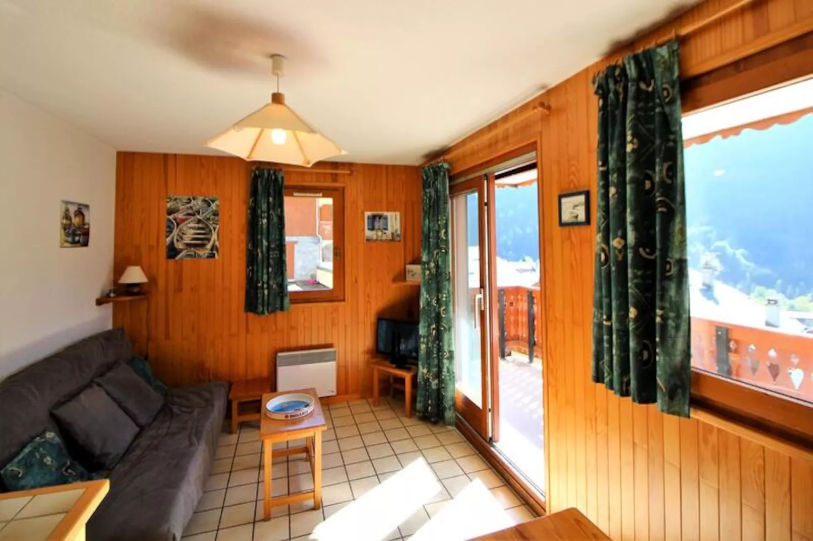 Résidence Le Chardonnet-Image-tags.