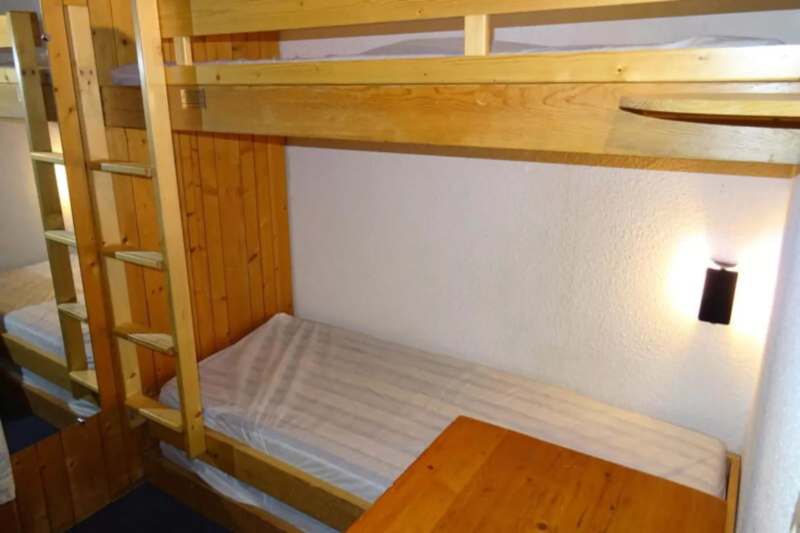 Résidence Belles Challes - Buitenkant zomer