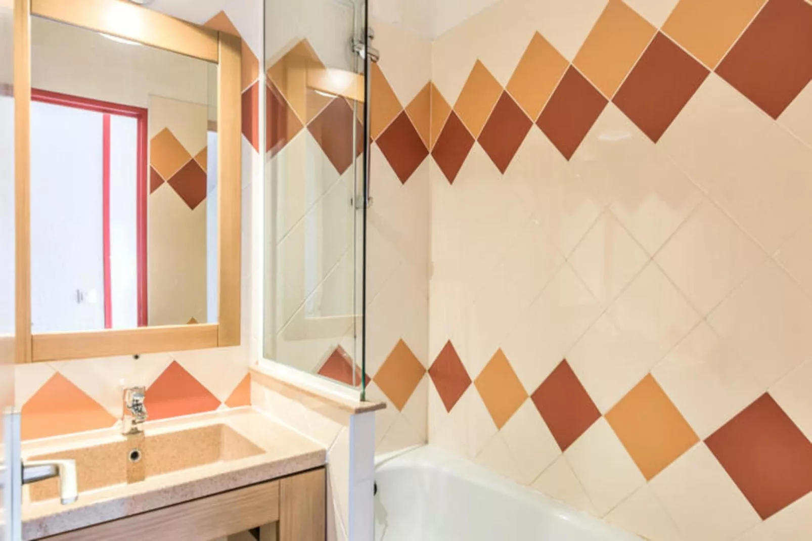 Résidence Les Fontaines Blanches - maeva Home-Buitenkant zomer