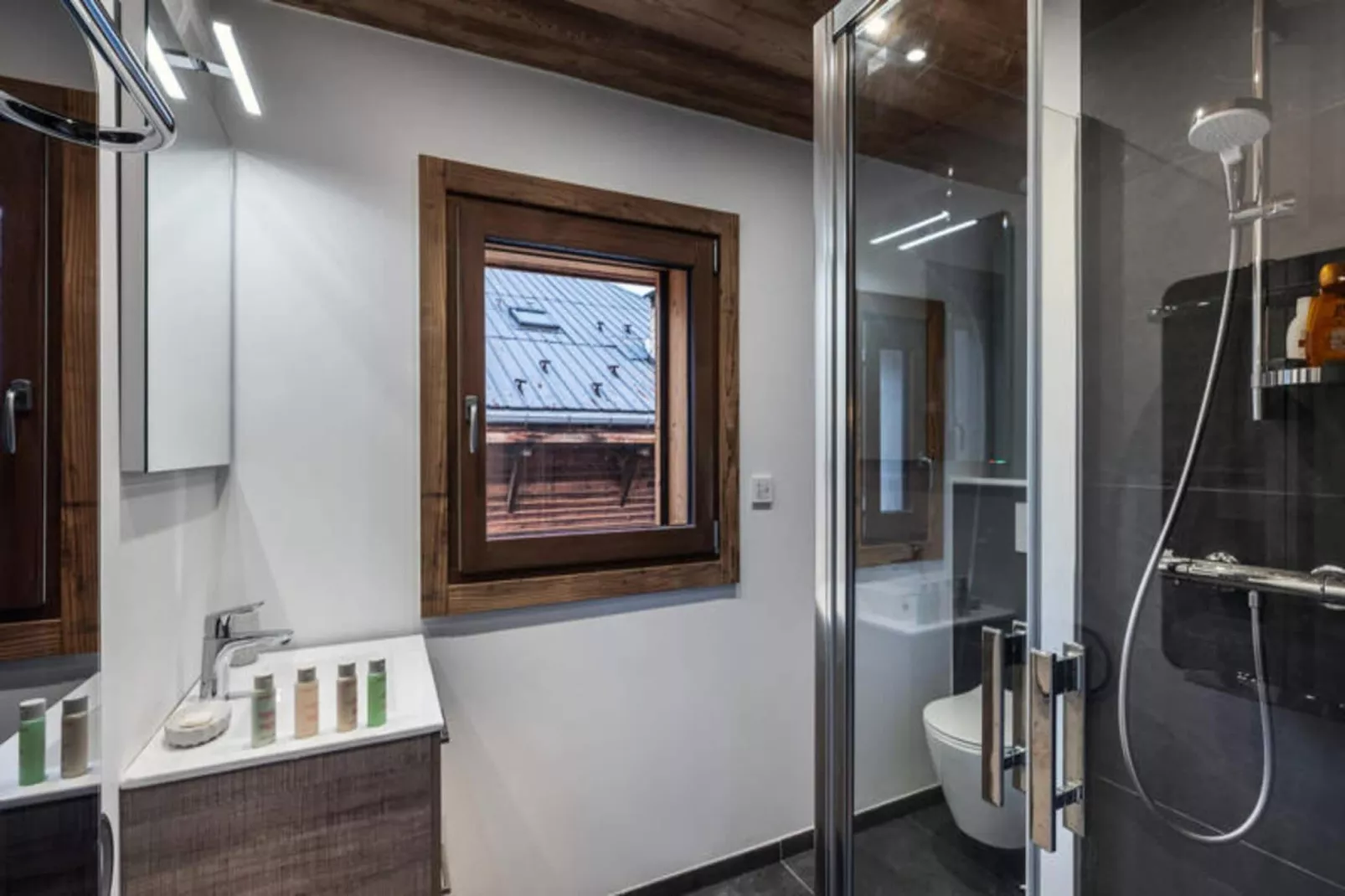 Résidence Claire De Lune 2-Badkamer