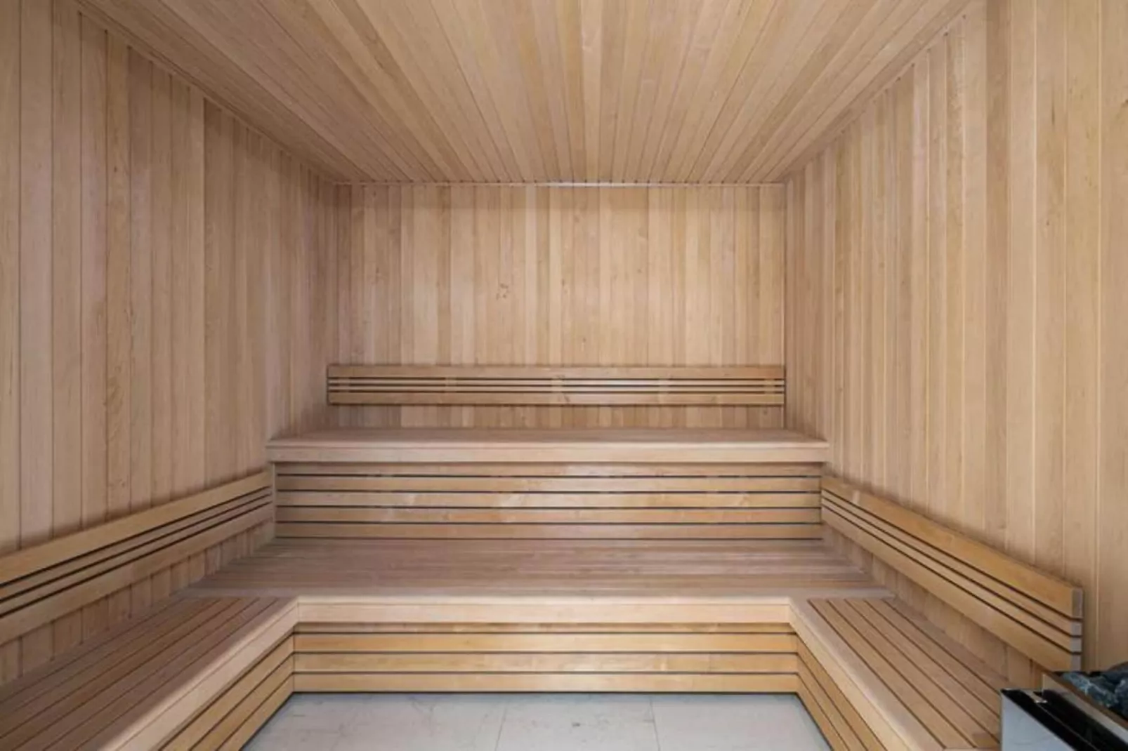 Résidence Stallion B-Buitenkant zomer