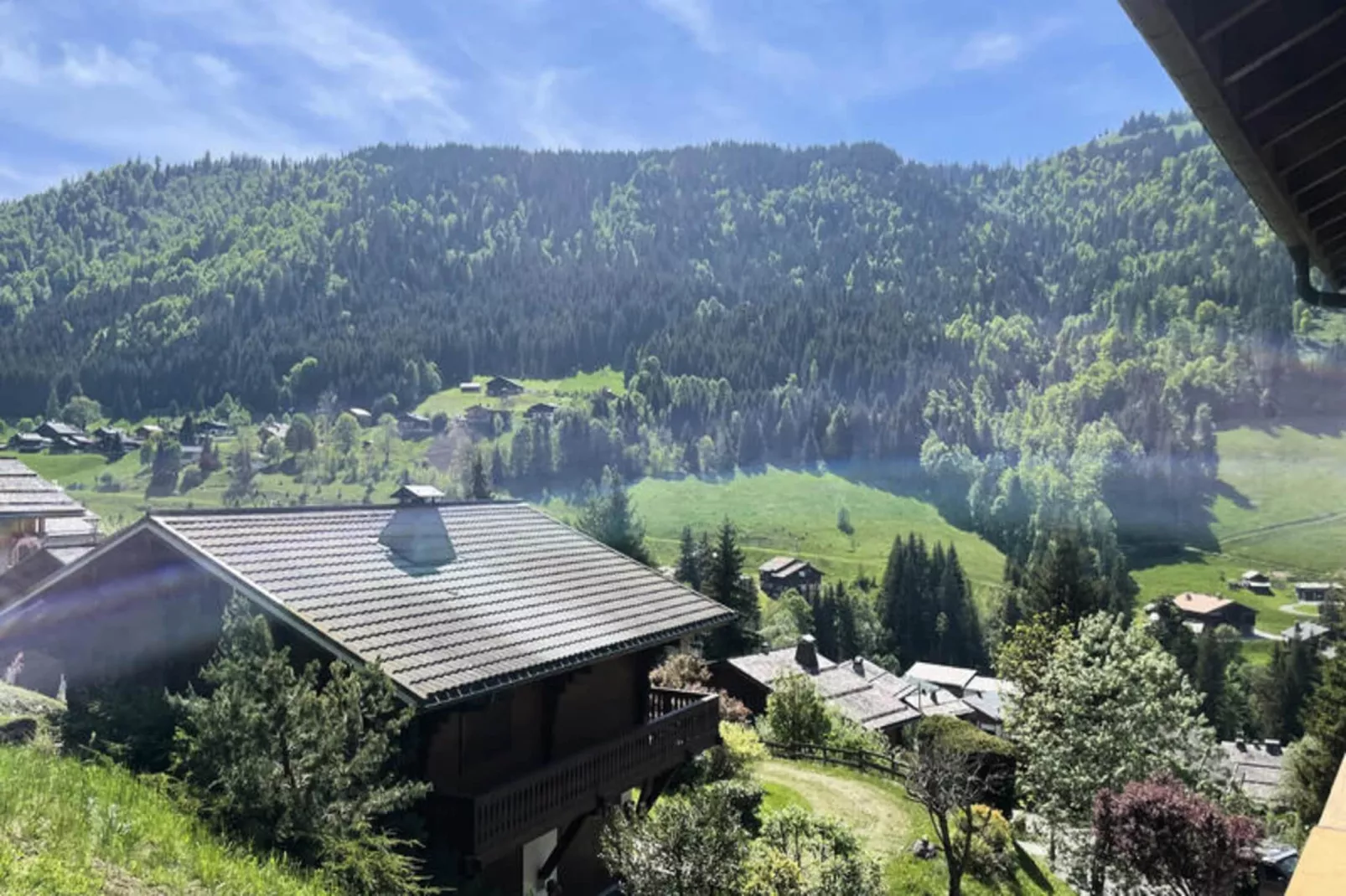 Studio à La Clusaz-Uitzicht zomer