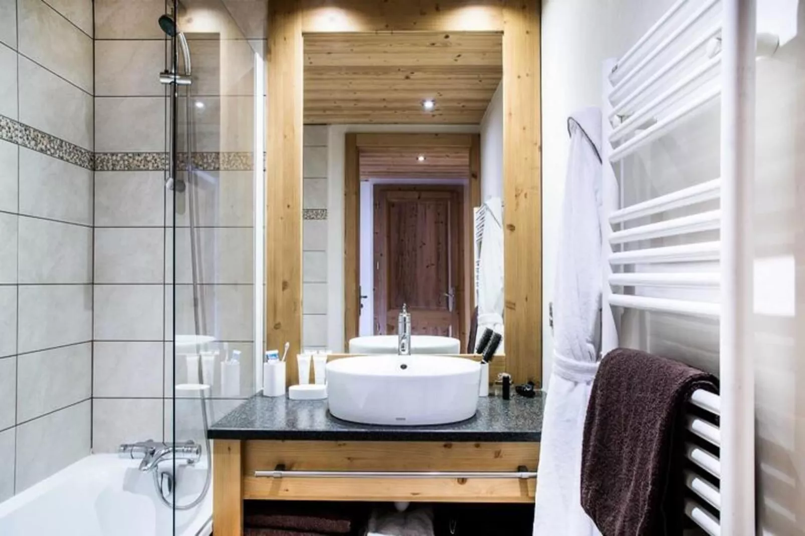 Résidence Les Grandes Alpes****-Badkamer