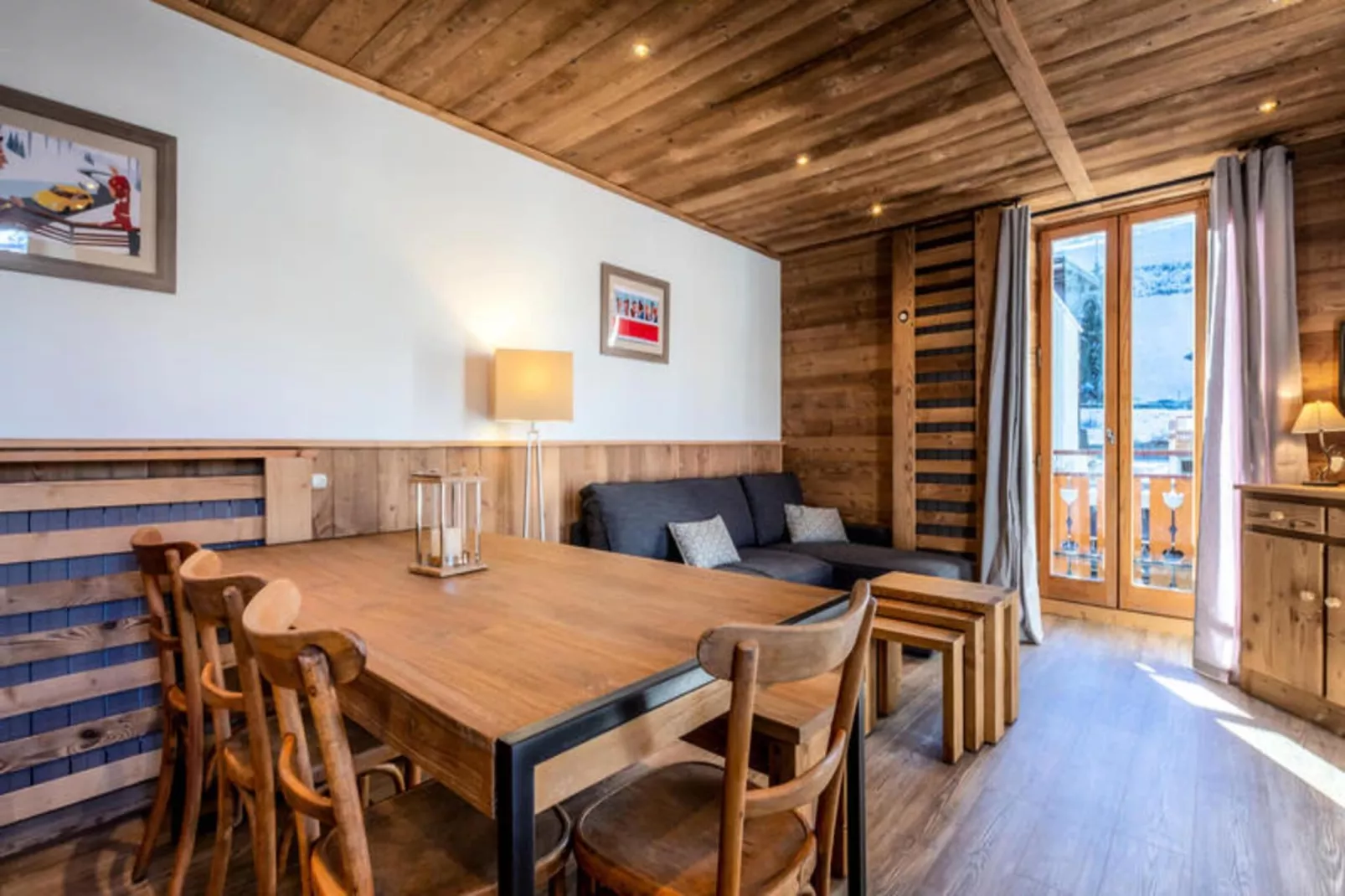 Résidence Altitude-Buitenkant zomer