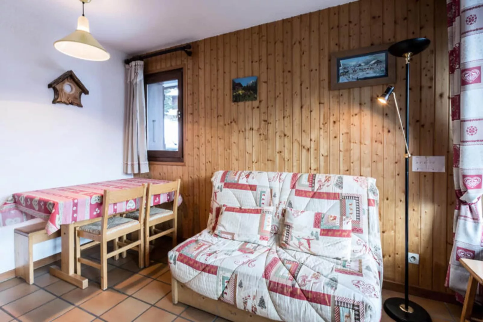 Résidence Domanial A-Buitenkant zomer