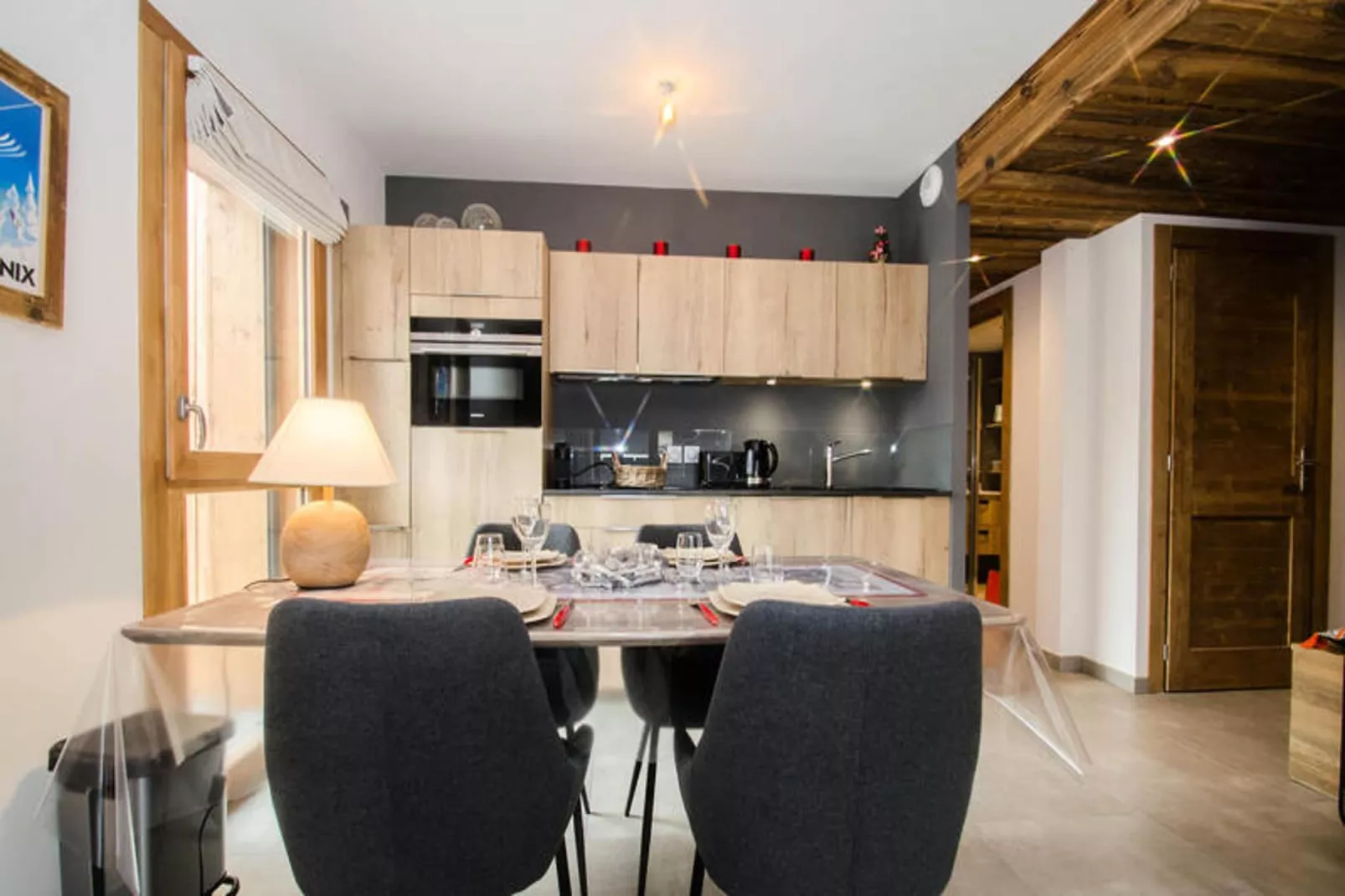 Résidence Androsace Du Lyret-Eetkamer