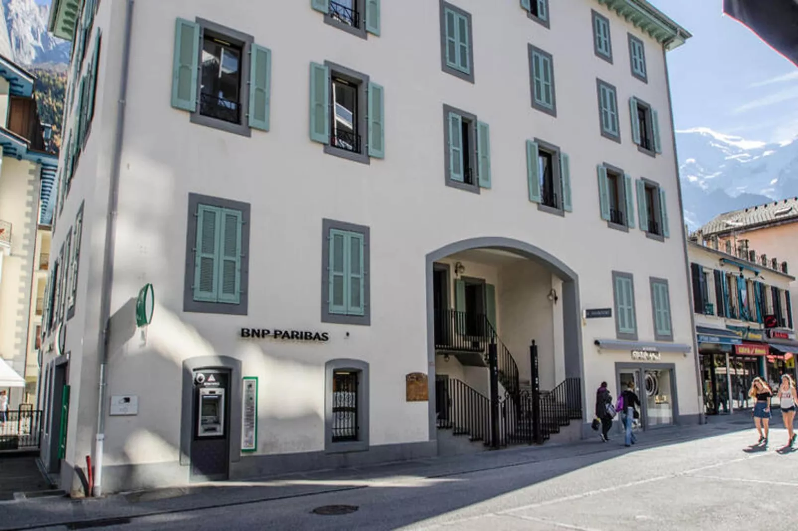 Résidence Pavilon-Buitenkant zomer