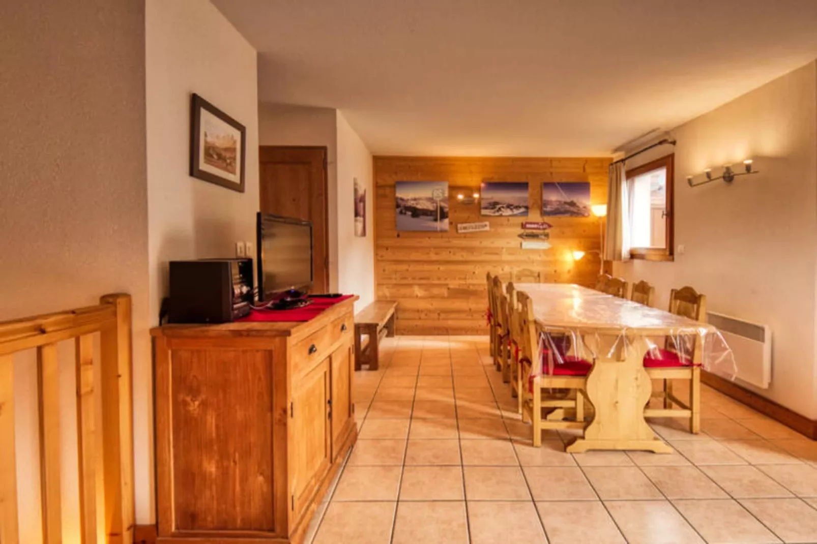 Résidence Jardin Alpin Bat B-Buitenkant zomer