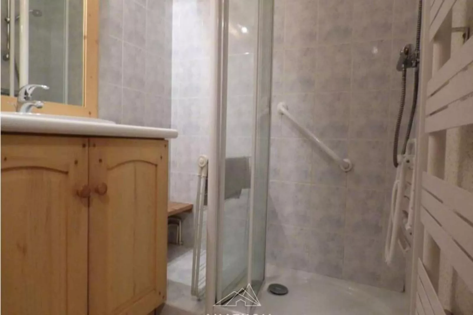 Résidence Alpina C-Badkamer