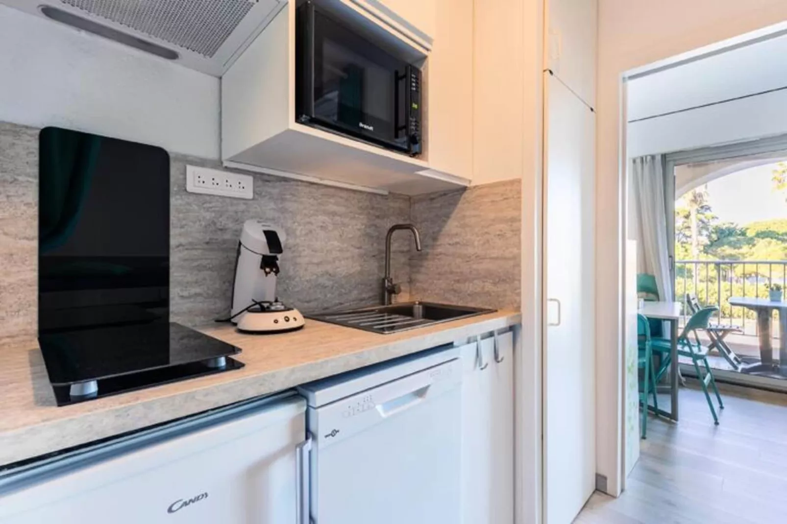 Hyeres Parc - maeva Home-Buitenkant zomer