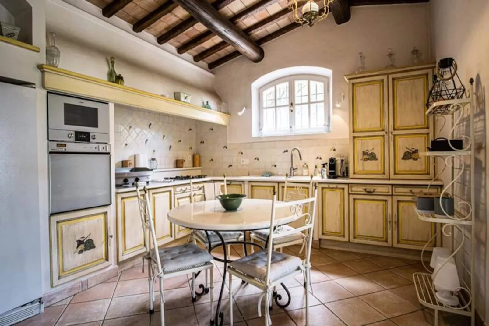 Propri&eacute;t&eacute; D'exception Au Coeur Du Luberon-Image-tags.