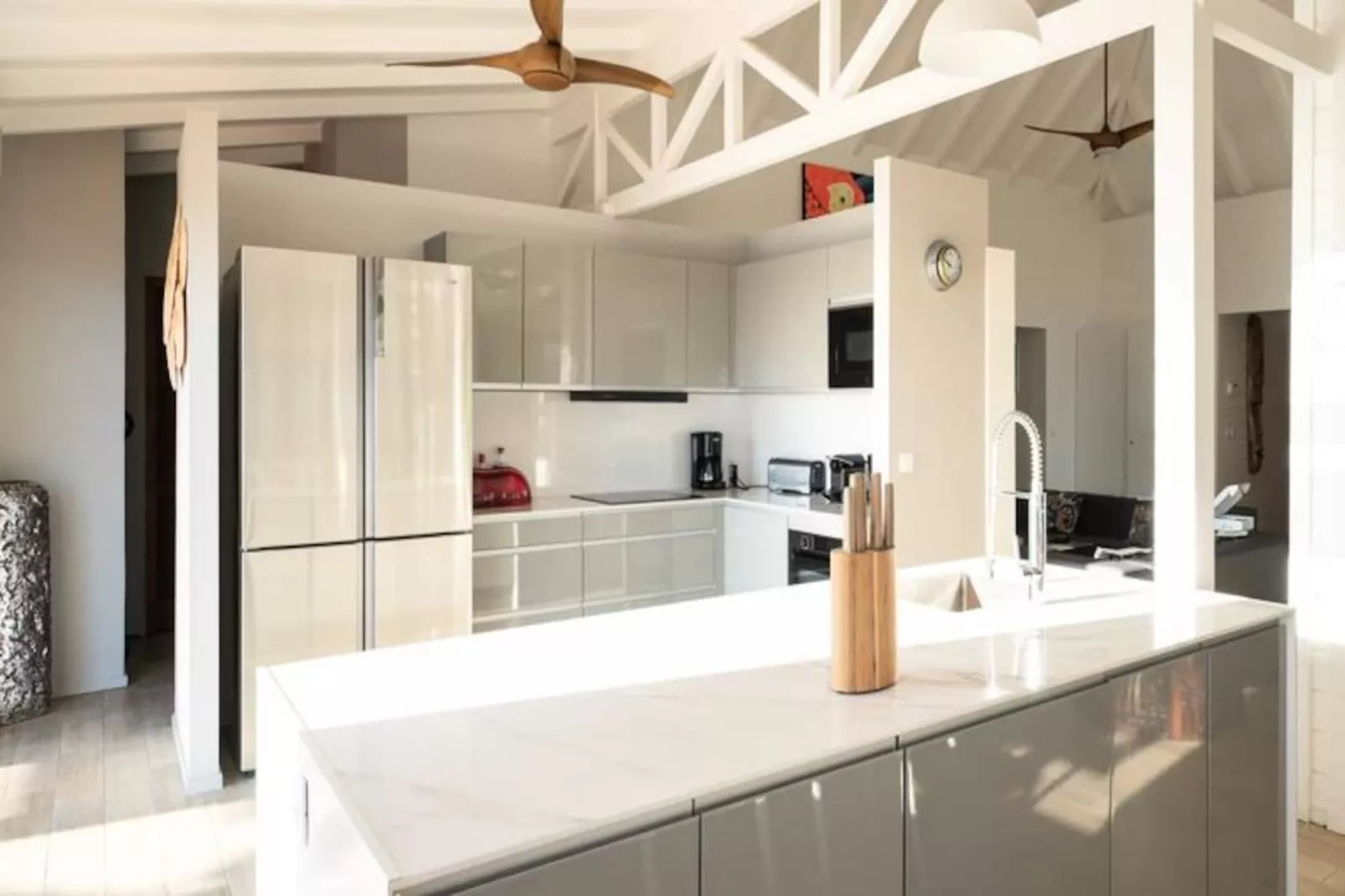 Villa Sea Front-Image-tags.