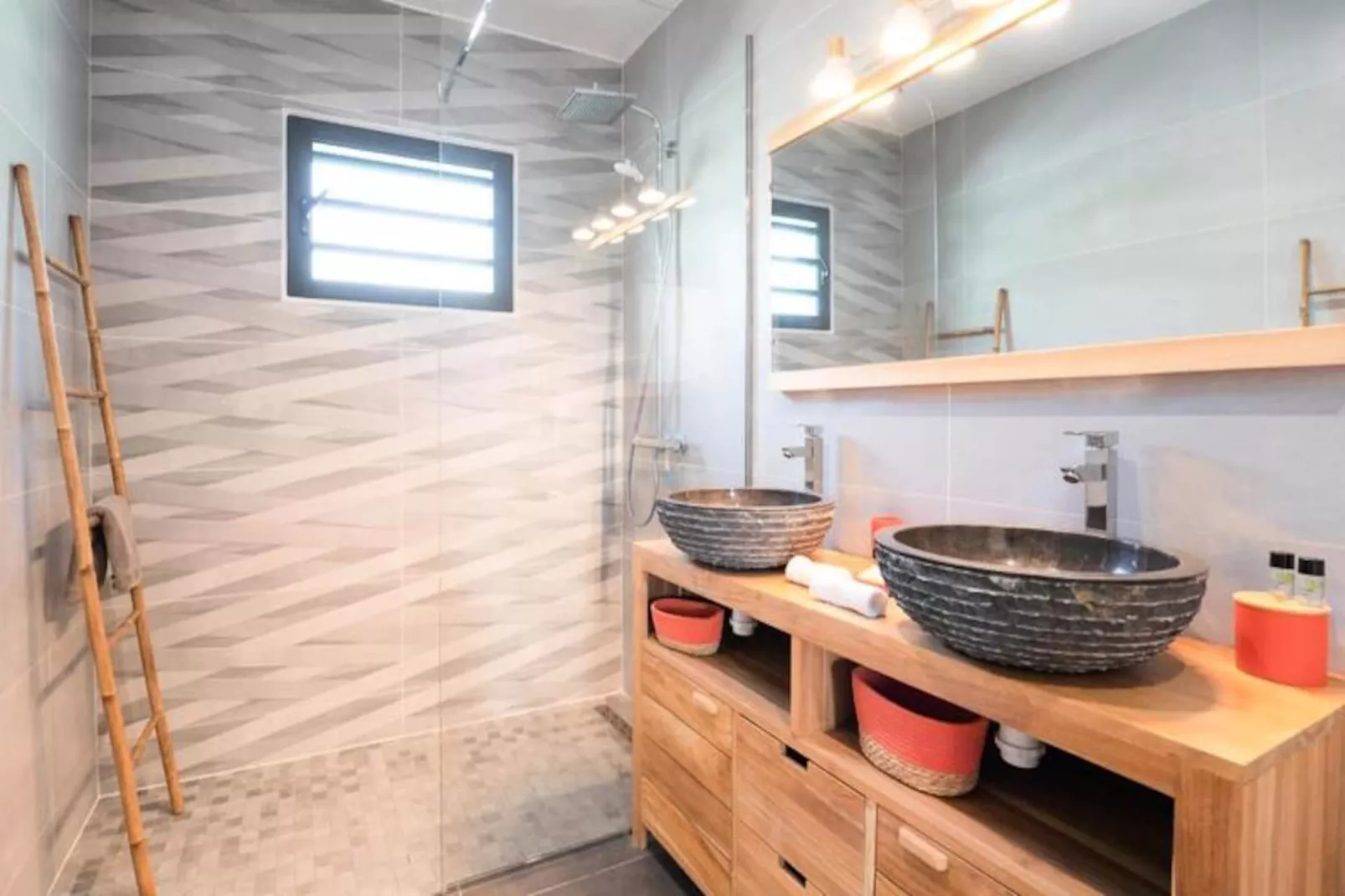 Villa Maxence-Image-tags.