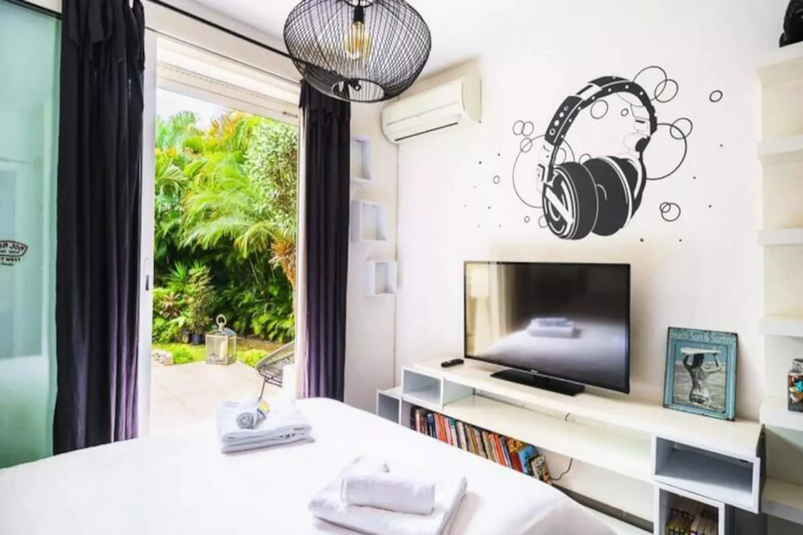 Villa Cava-Image-tags.