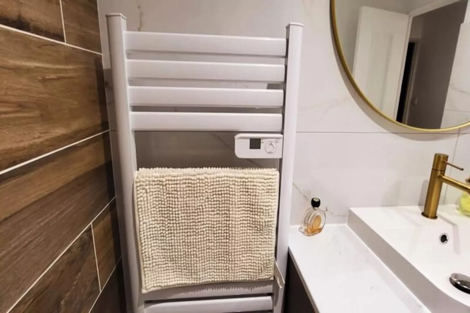 Résidence Domino 1 Superbement R&eacute;nov&eacute; - 2 Chambres -terrasse &agrave; 300m Plage, Commerces-Image-tags.