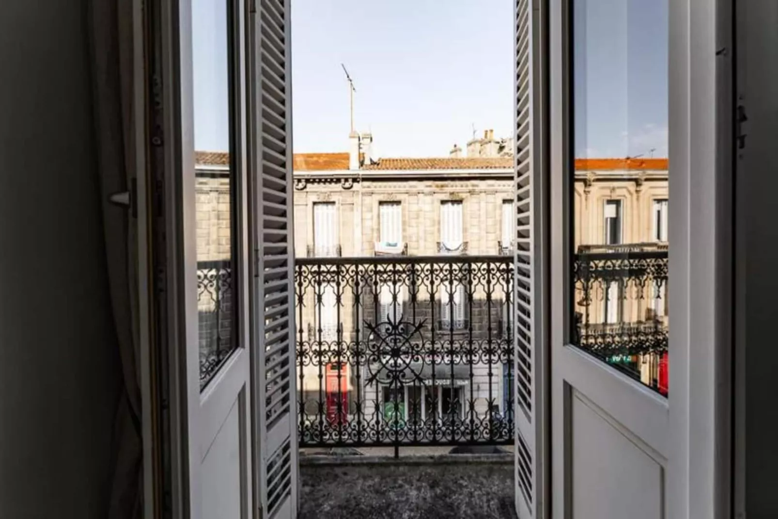 Chaleureux Appartement Au C&oelig;ur Du Quartier Historique Saint-michel-Slaapkamer